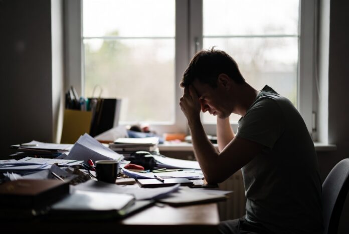 TDAH e Ansiedade de Final de Ano: Guia de um Especialista para Adultos Vencerem o Caos